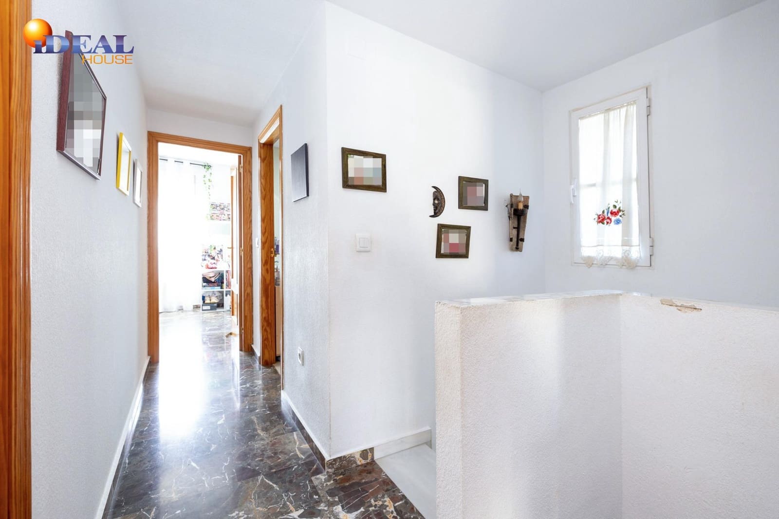 3 makuuhuone Huvila myytävänä paikassa Albolote mukana 
autotalli - 280 000 € (Ref: 9446279)