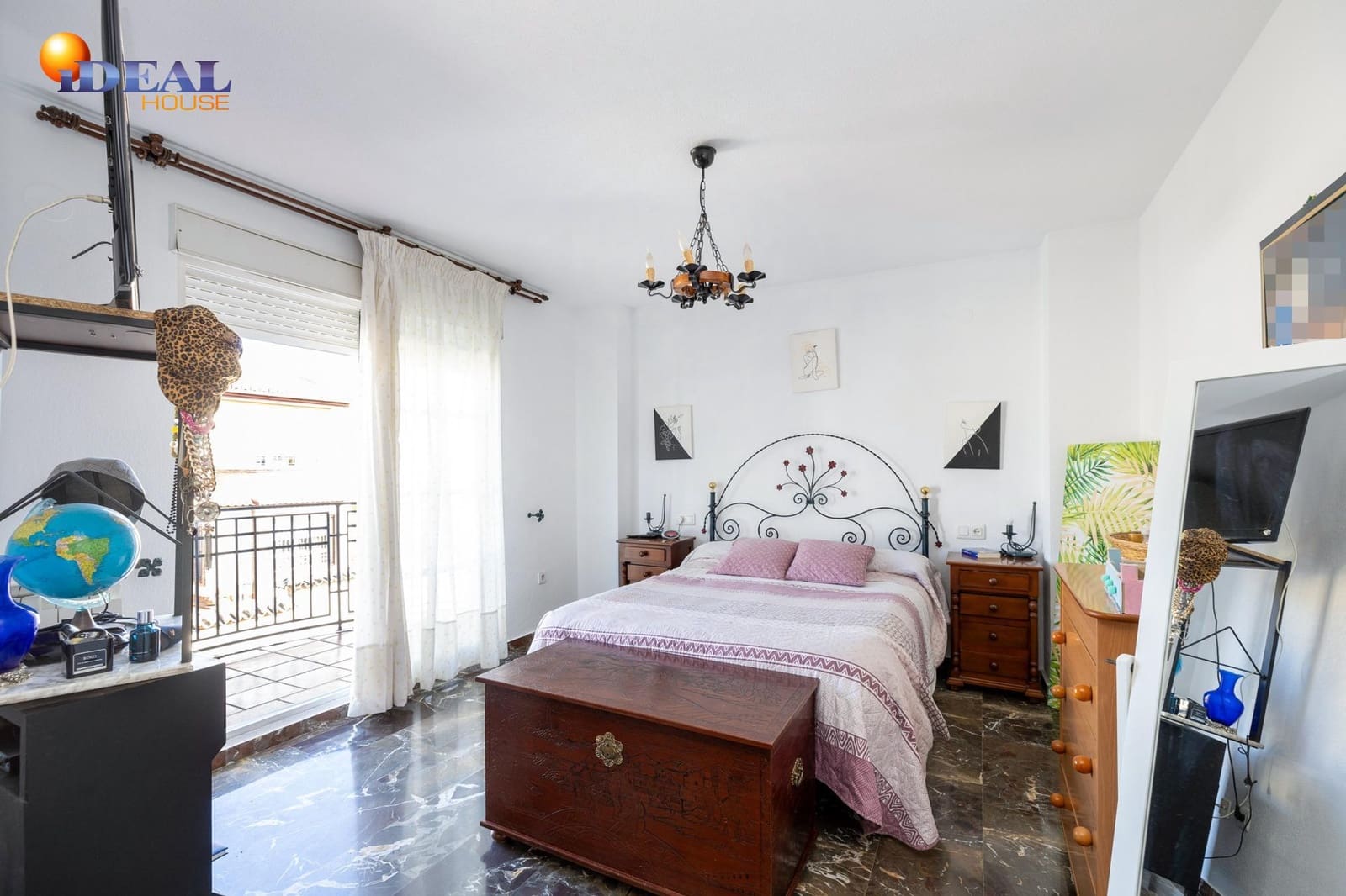 3 makuuhuone Huvila myytävänä paikassa Albolote mukana 
autotalli - 280 000 € (Ref: 9446279)