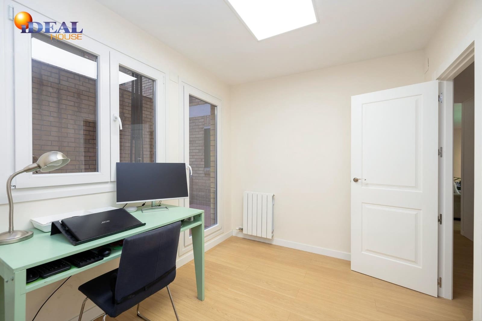 3 makuuhuone Asunto myytävänä paikassa Granada kaupunki mukana uima-altaan 
autotalli - 380 000 € (Ref: 9446280)