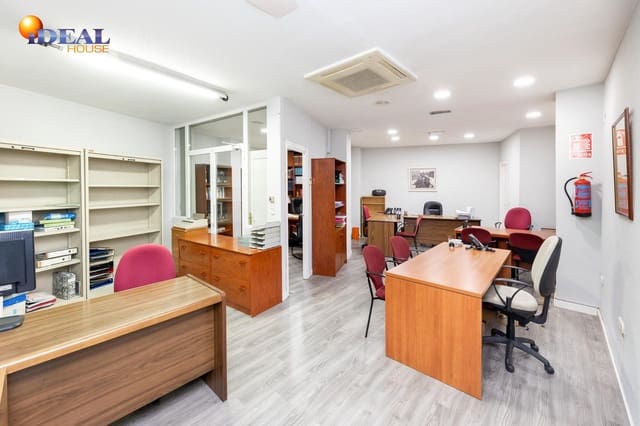 Commercial for sale in Granada city - € 184,900 (Ref: 9449034)