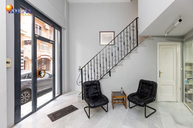 Commercial for sale in Granada city - € 184,900 (Ref: 9449034)