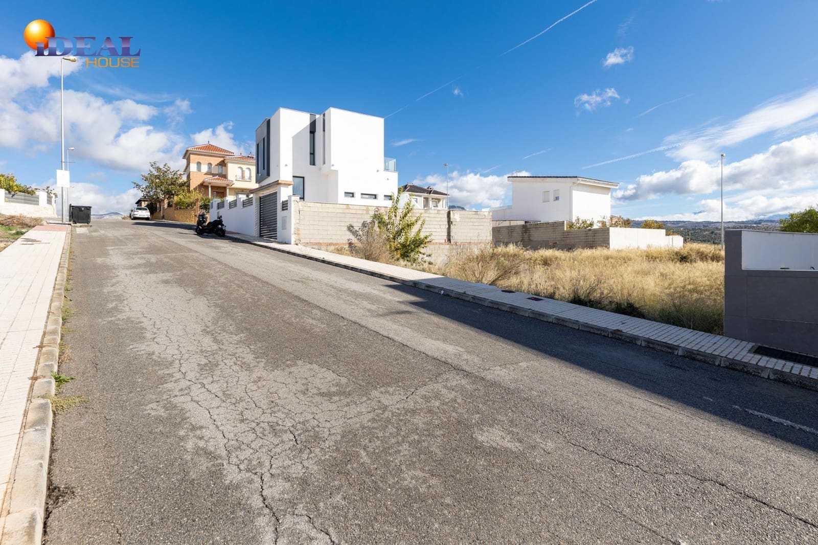 Building Plot for sale in Peligros - € 65,000 (Ref: 9449035)