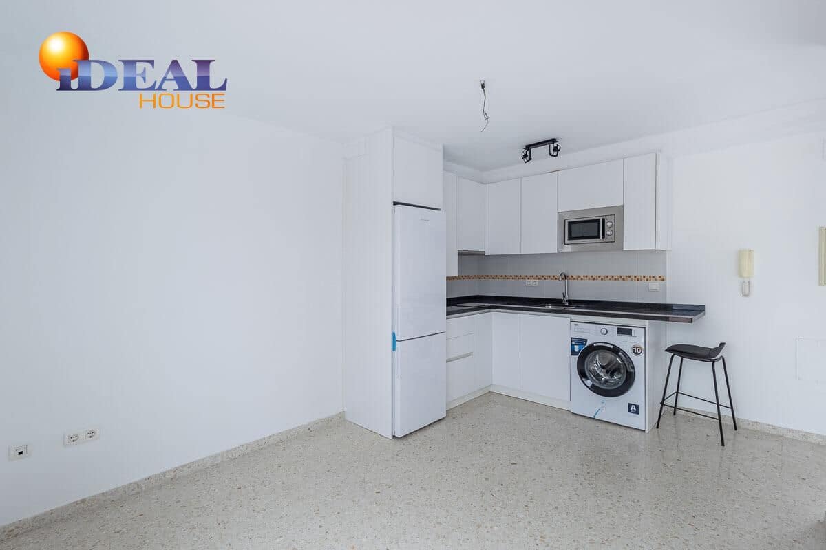 1 bedroom Penthouse for sale in Ogijares - € 139,000 (Ref: 9449036)