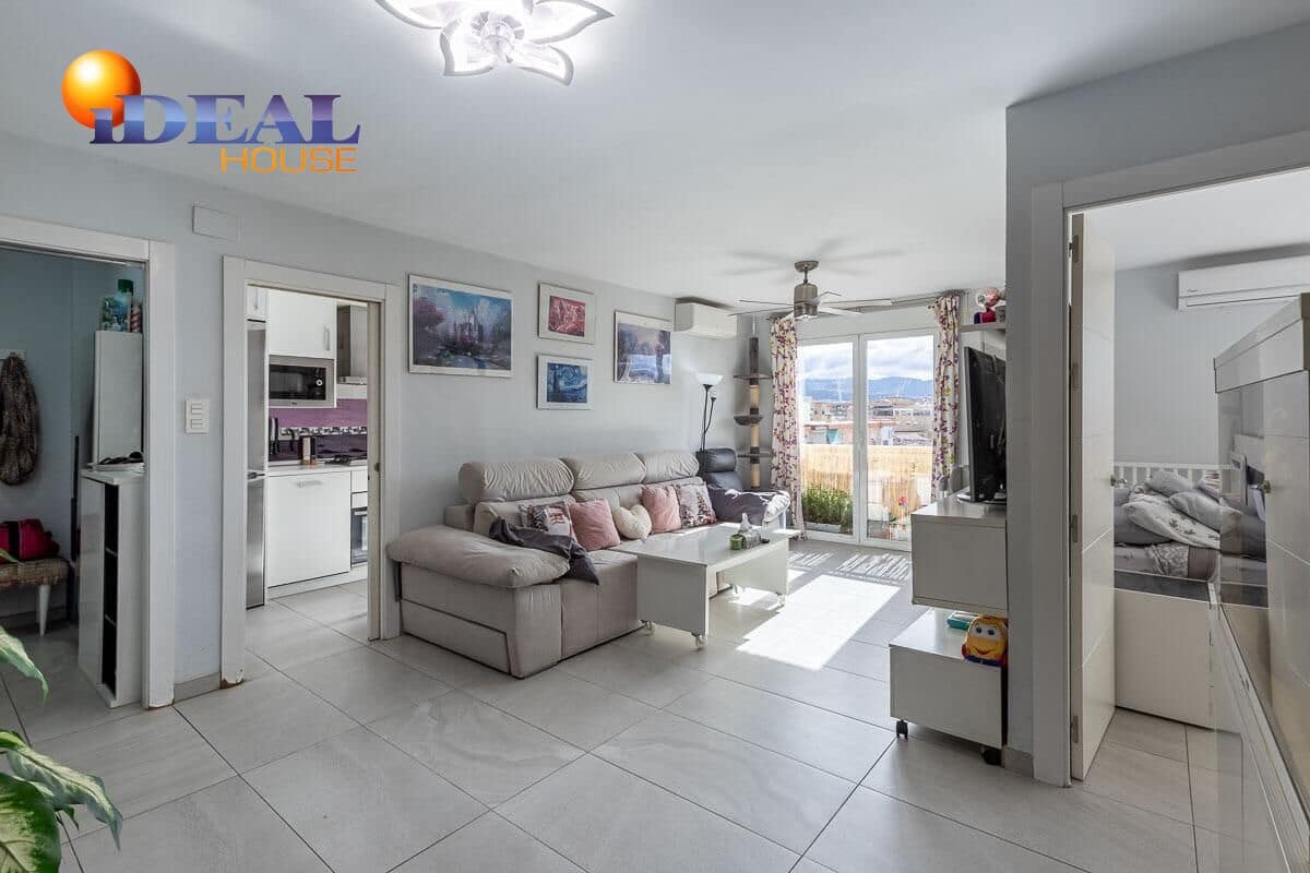 2 bedroom Flat for sale in Granada city - € 227,000 (Ref: 9449038)