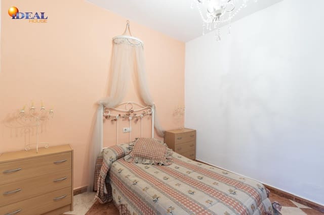 5 soveværelse Finca/Landehus til salg i Huétor Tájar - € 240.000 (Ref: 9449040)