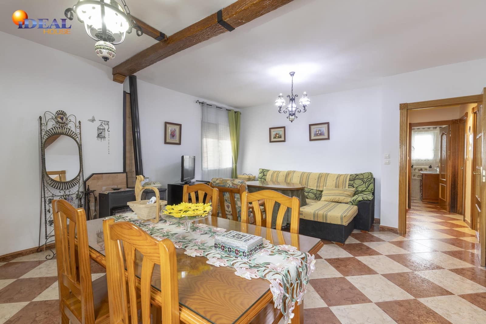 5 soveværelse Finca/Landehus til salg i Huetor Tajar - € 240.000 (Ref: 9449040)