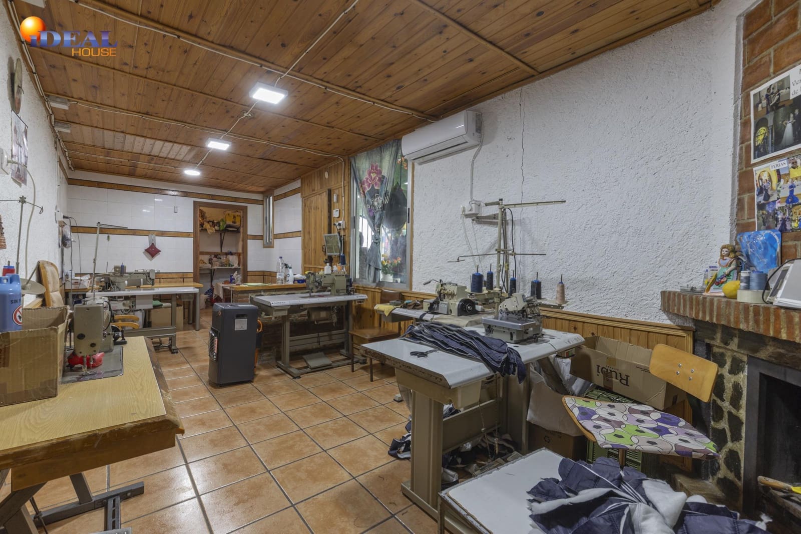 5 soveværelse Finca/Landehus til salg i Huetor Tajar - € 240.000 (Ref: 9449040)