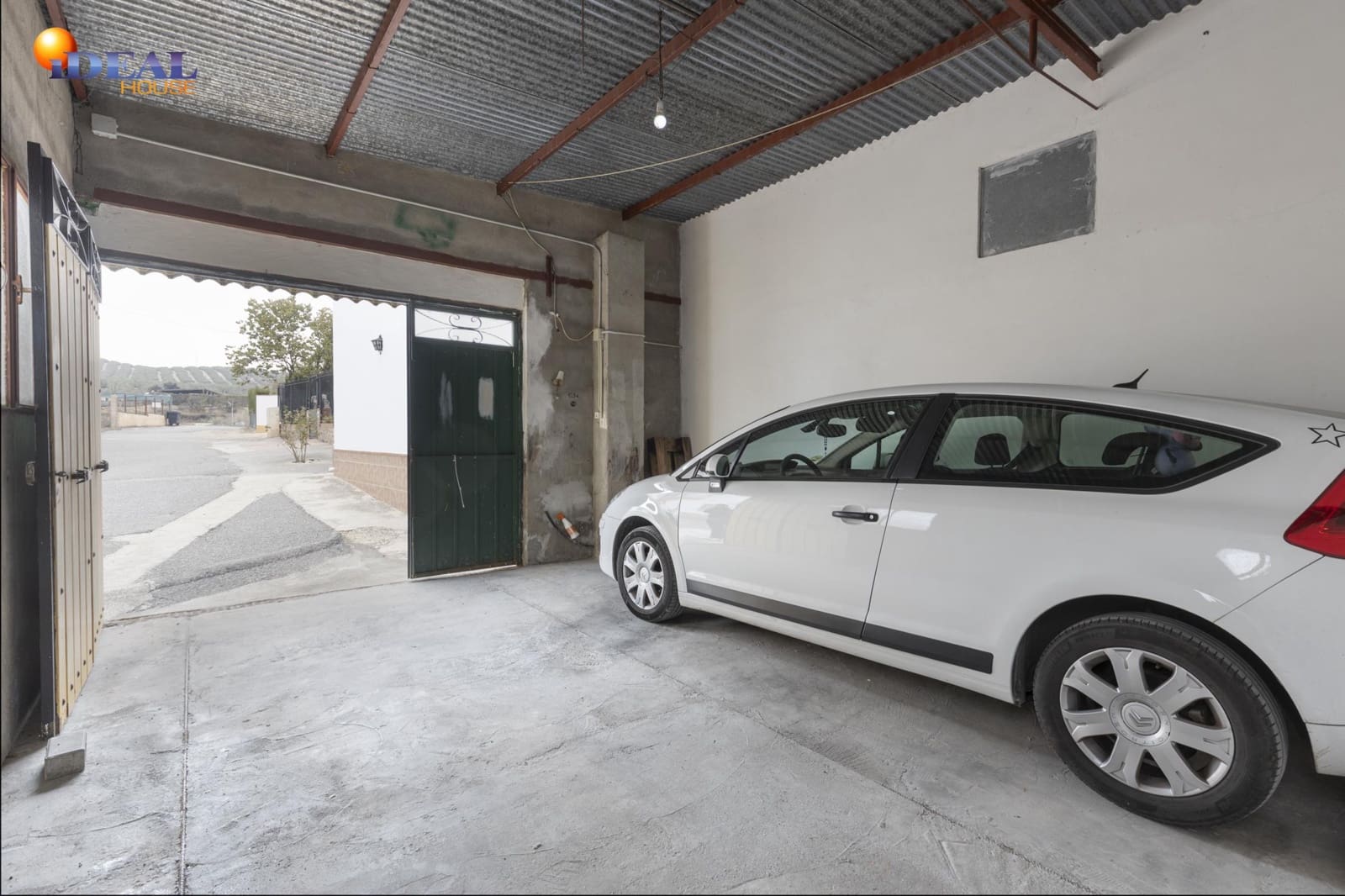 5 soveværelse Finca/Landehus til salg i Huetor Tajar - € 240.000 (Ref: 9449040)