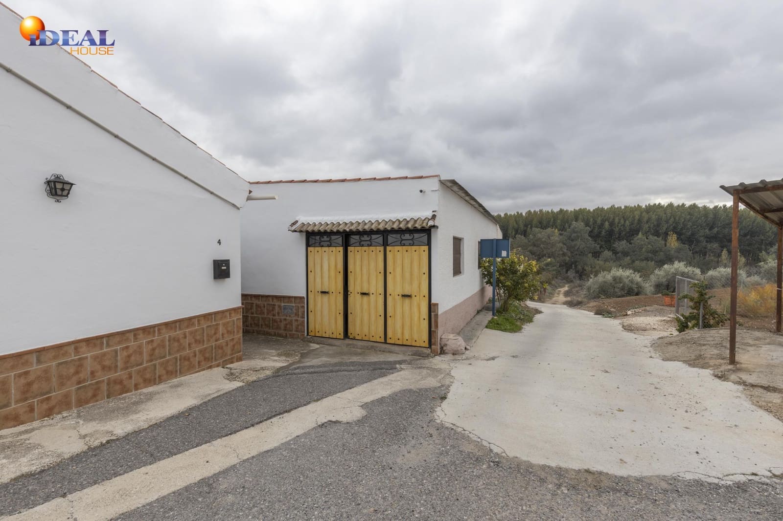 5 soveværelse Finca/Landehus til salg i Huetor Tajar - € 240.000 (Ref: 9449040)