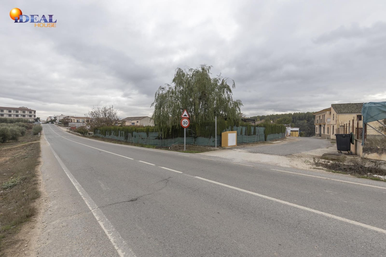 5 soveværelse Finca/Landehus til salg i Huetor Tajar - € 240.000 (Ref: 9449040)