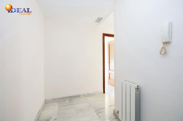 Ático de 3 habitaciones en Carretera de la Sierra, Granada ciudad en venta con garaje - 360.000 € (Ref: 9450212)