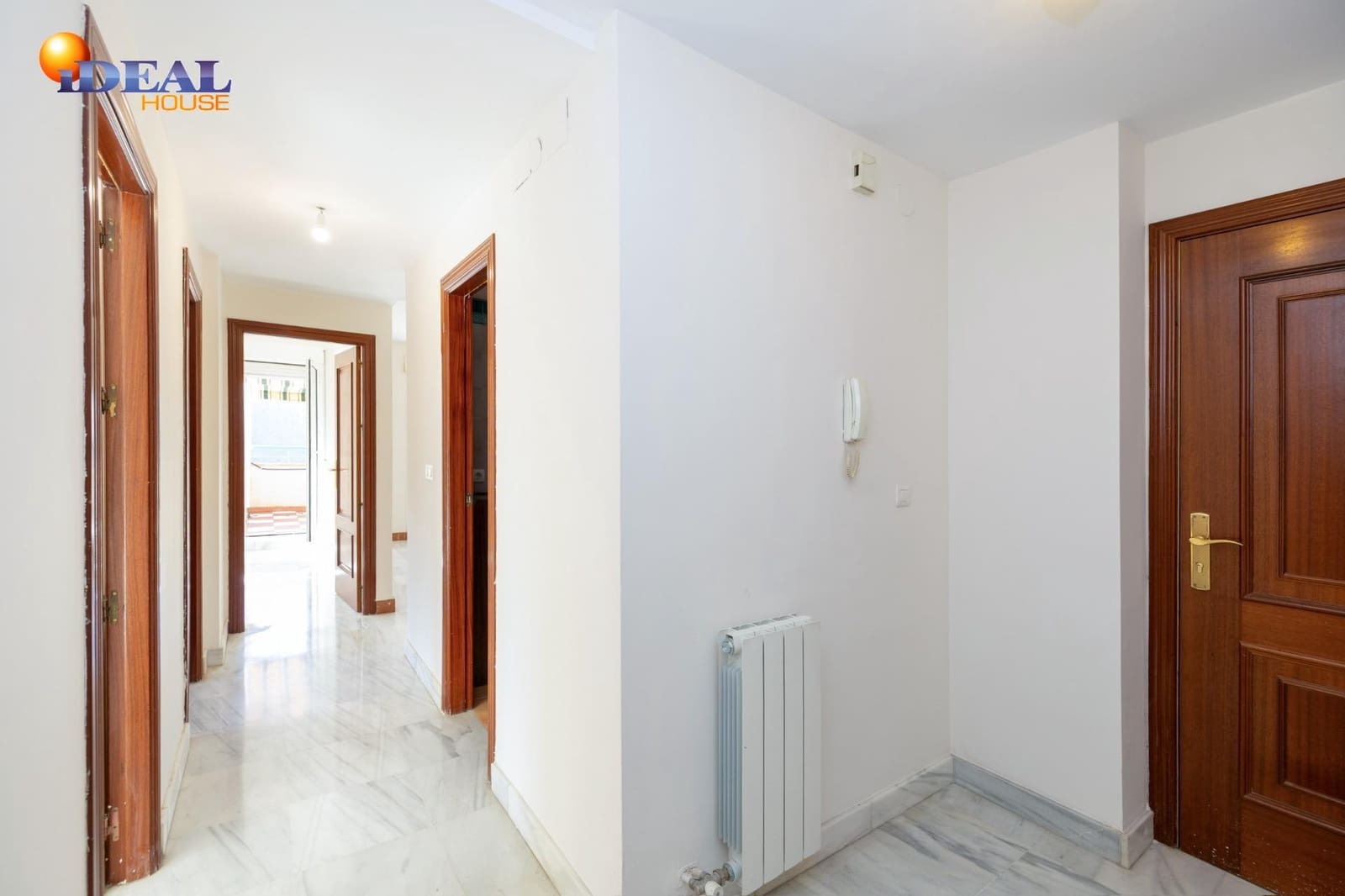 Ático de 3 habitaciones en Granada ciudad en venta con garaje - 360.000 € (Ref: 9450212)