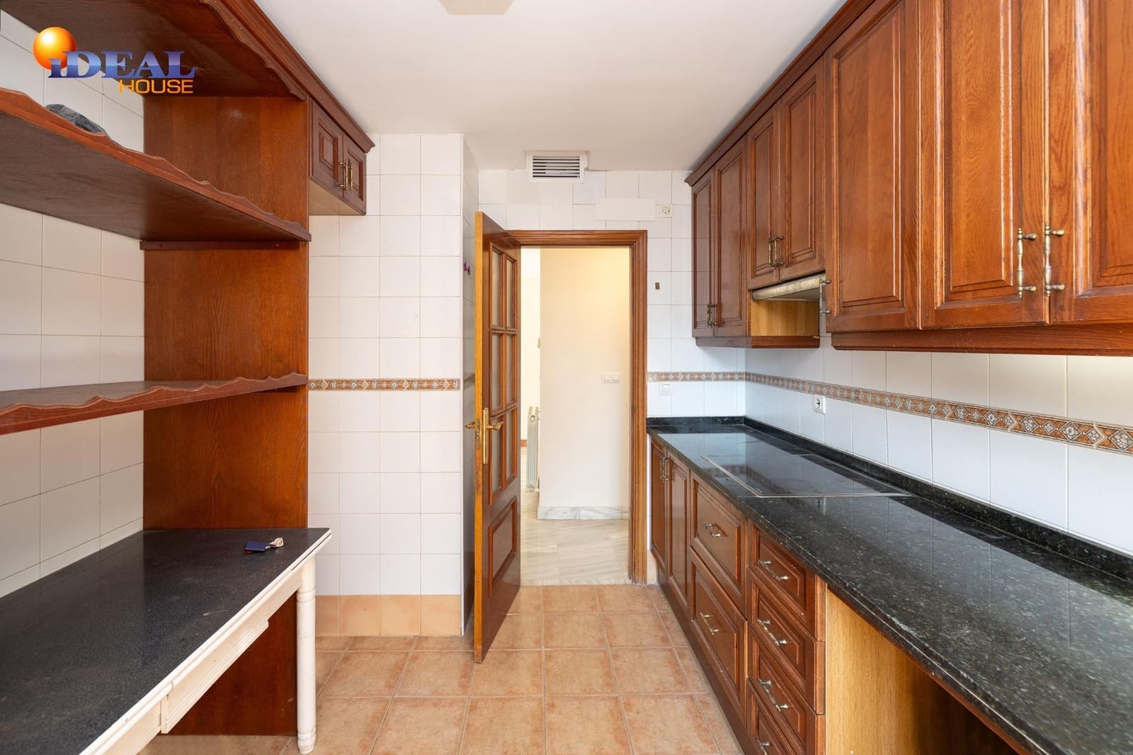 Ático de 3 habitaciones en Granada ciudad en venta con garaje - 360.000 € (Ref: 9450212)