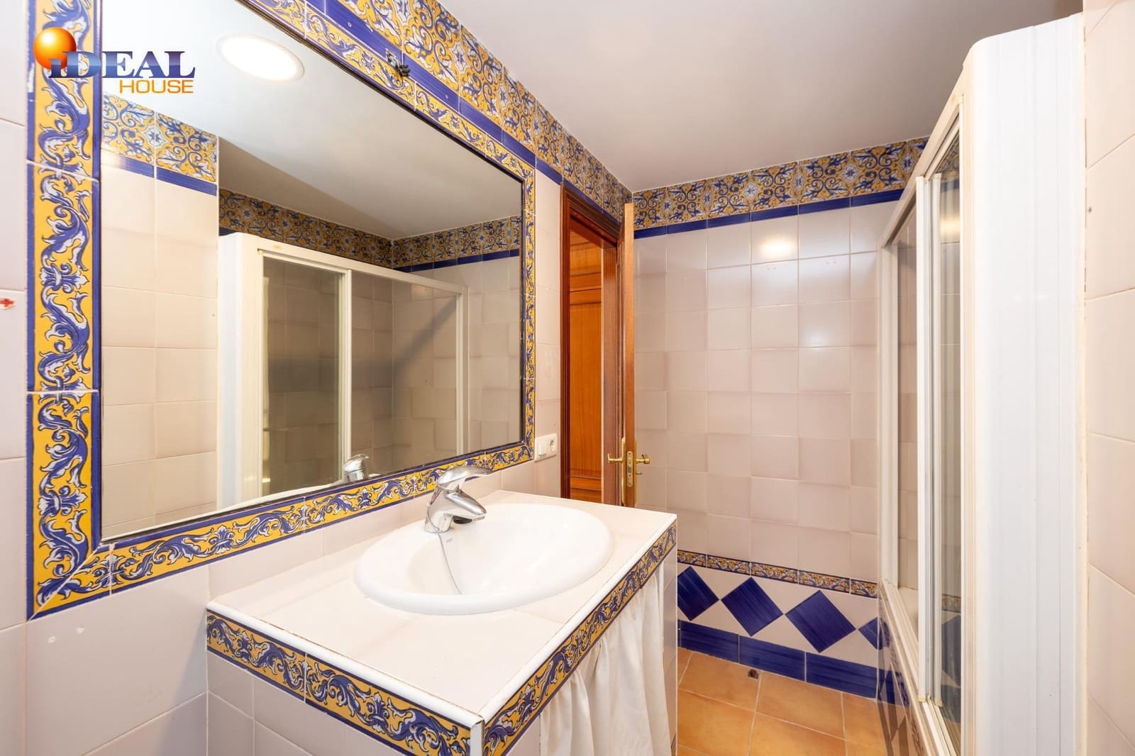 Ático de 3 habitaciones en Granada ciudad en venta con garaje - 360.000 € (Ref: 9450212)