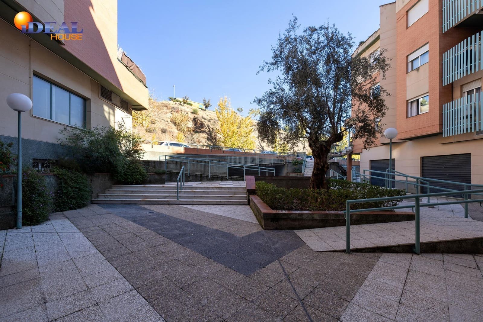 Ático de 3 habitaciones en Granada ciudad en venta con garaje - 360.000 € (Ref: 9450212)