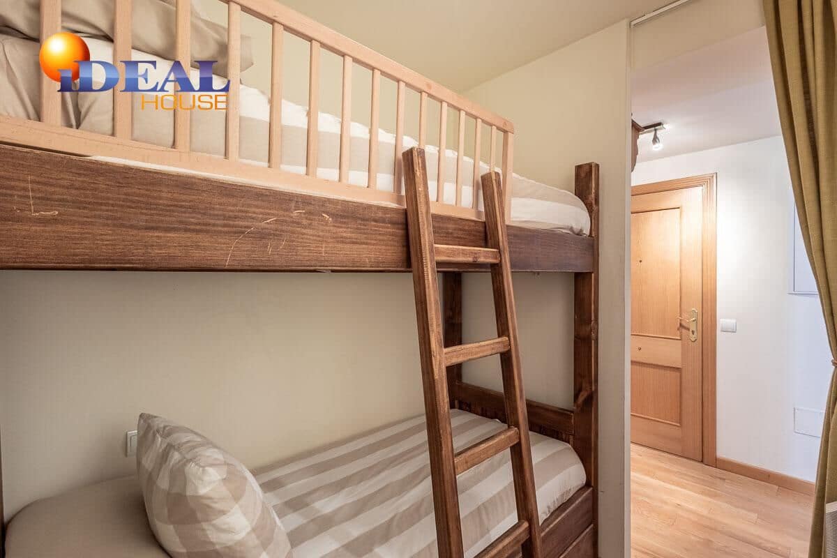 2 bedroom Flat for sale in Sierra Nevada with pool garage - € 240,000 (Ref: 9452073)