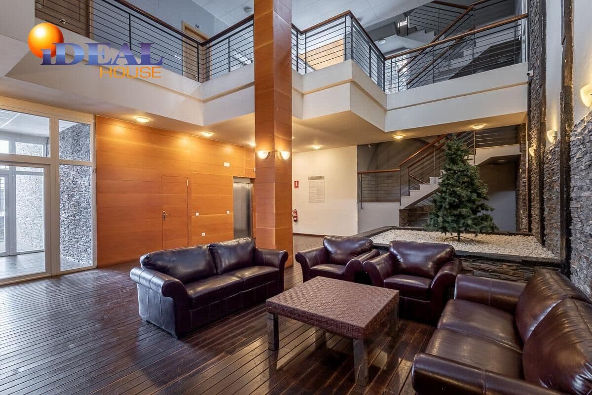 2 bedroom Flat for sale in Sierra Nevada with pool garage - € 240,000 (Ref: 9452073)