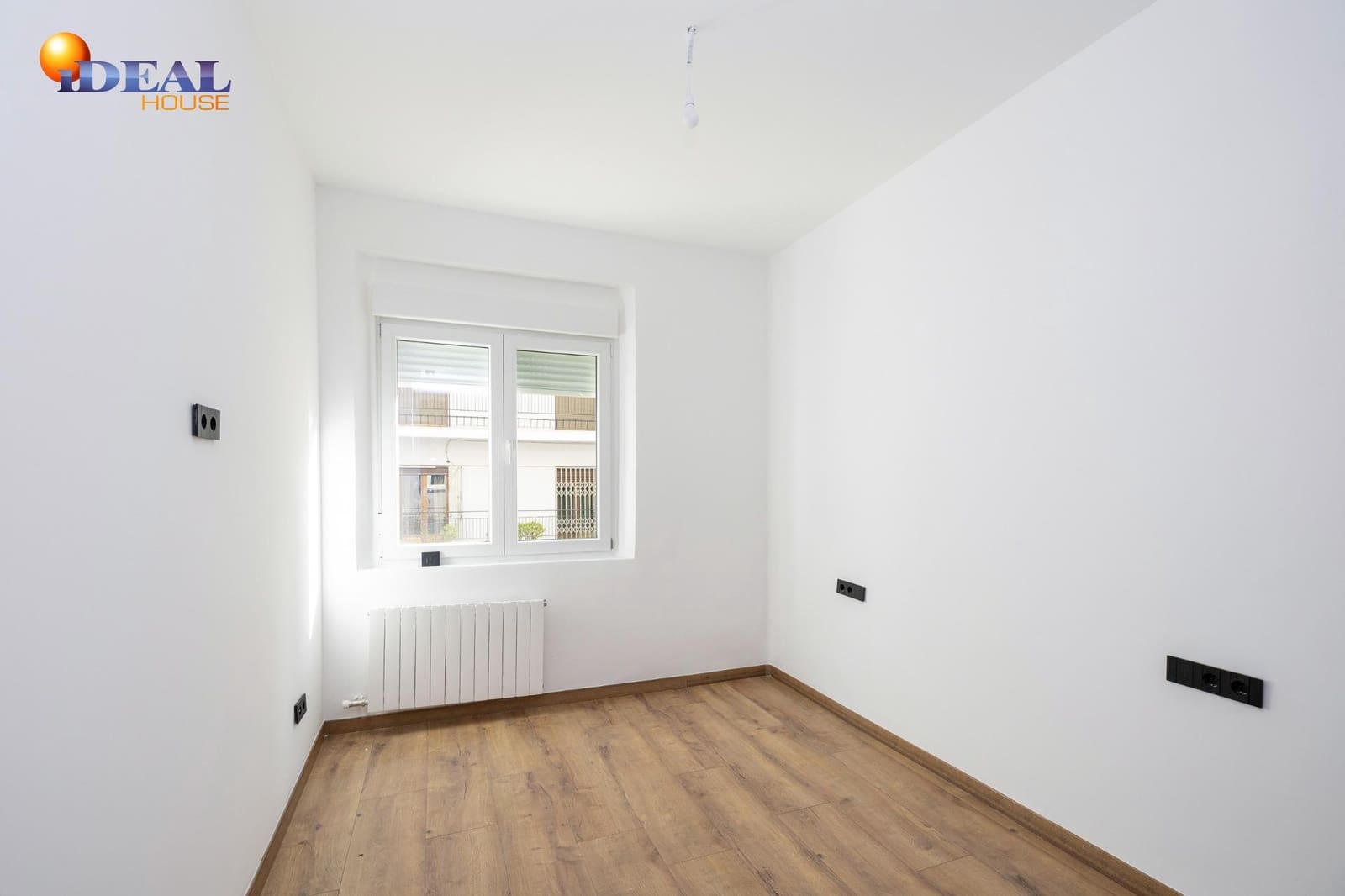 2 bedroom Flat for sale in Granada city - € 398,000 (Ref: 9456183)