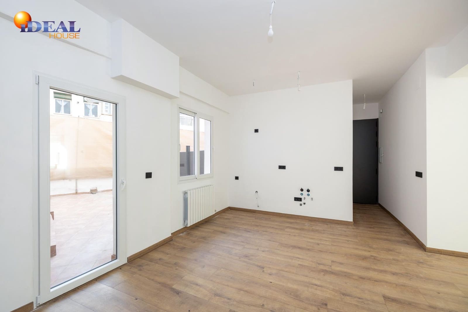 2 bedroom Flat for sale in Granada city - € 398,000 (Ref: 9456183)