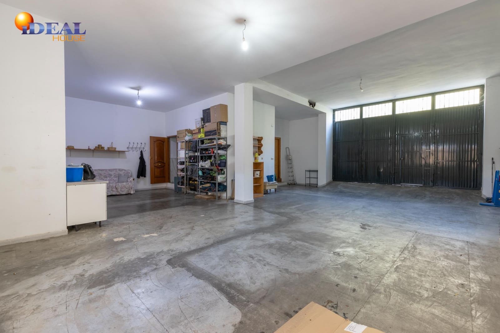 1 bedroom Commercial for sale in Guejar Sierra with garage - € 83,000 (Ref: 9456184)