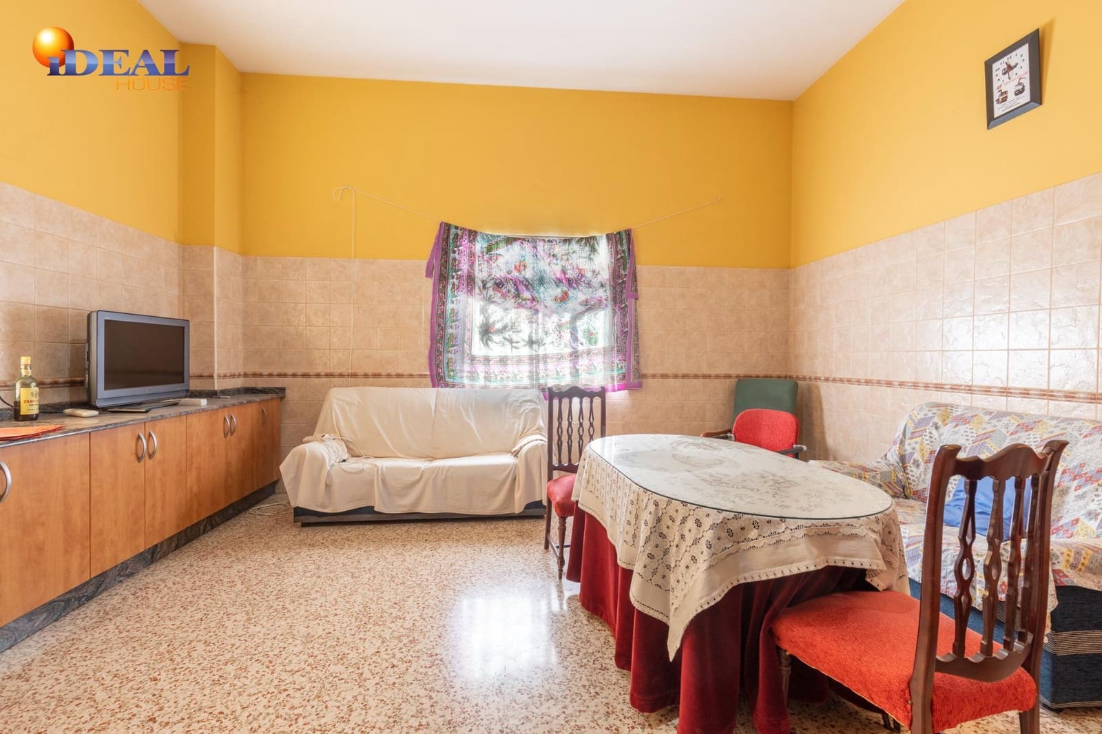 1 bedroom Commercial for sale in Guejar Sierra with garage - € 83,000 (Ref: 9456184)