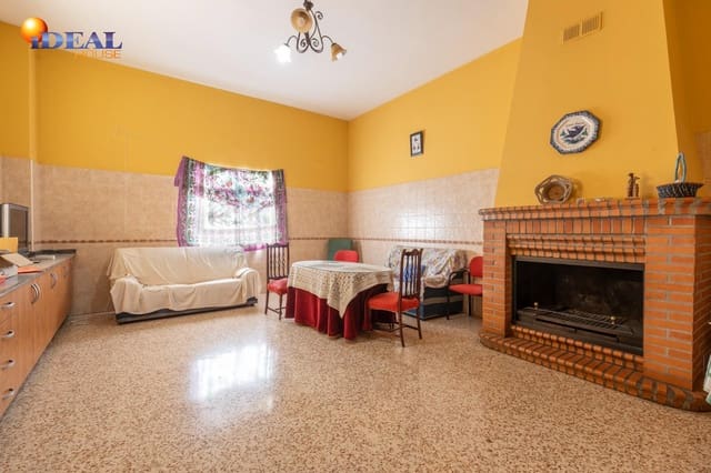 1 bedroom Commercial for sale in Güéjar Sierra with garage - € 83,000 (Ref: 9456184)