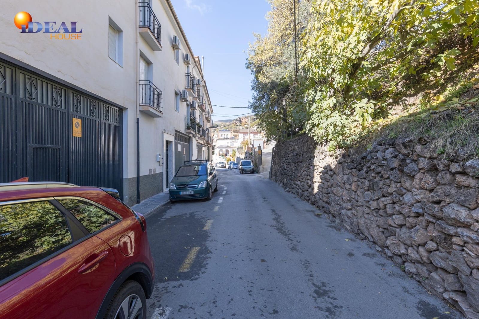 1 bedroom Commercial for sale in Guejar Sierra with garage - € 83,000 (Ref: 9456184)