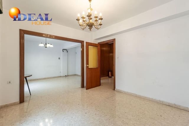 Piso de 5 habitaciones en Granada ciudad en venta - 420.000 € (Ref: 9456187)