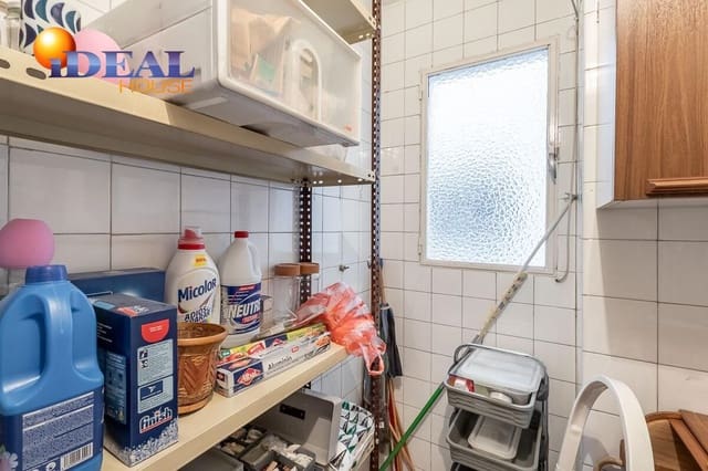 Piso de 5 habitaciones en Granada ciudad en venta - 420.000 € (Ref: 9456187)