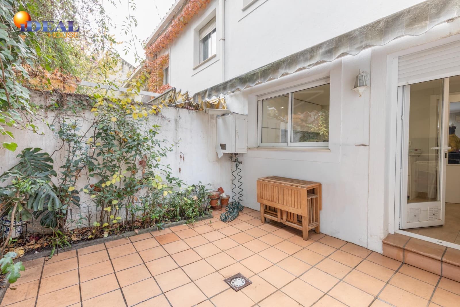 3 sovrum Radhus till salu i Granada stad med pool garage - 339 000 € (Ref: 9456188)