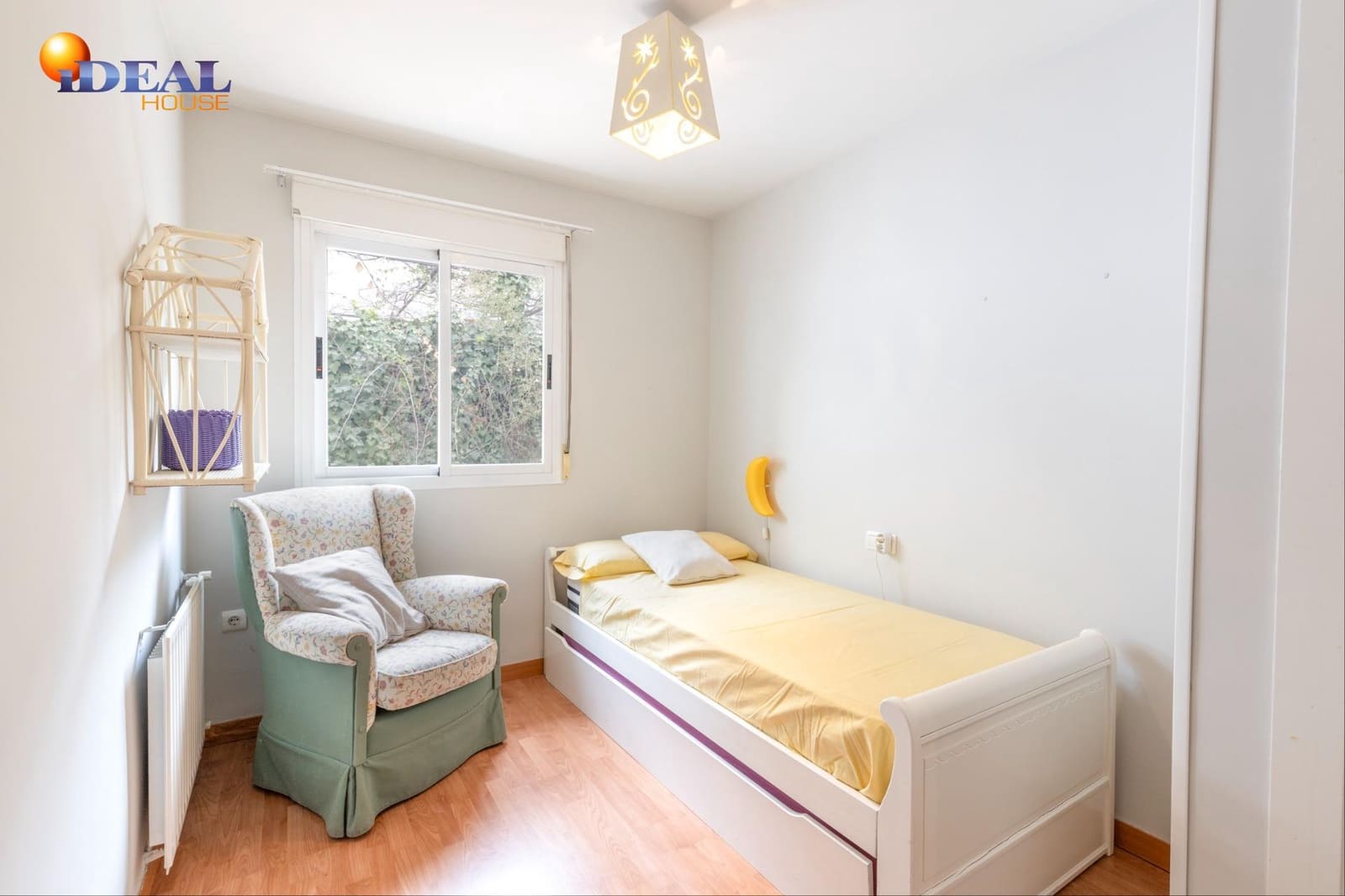 3 sovrum Radhus till salu i Granada stad med pool garage - 339 000 € (Ref: 9456188)