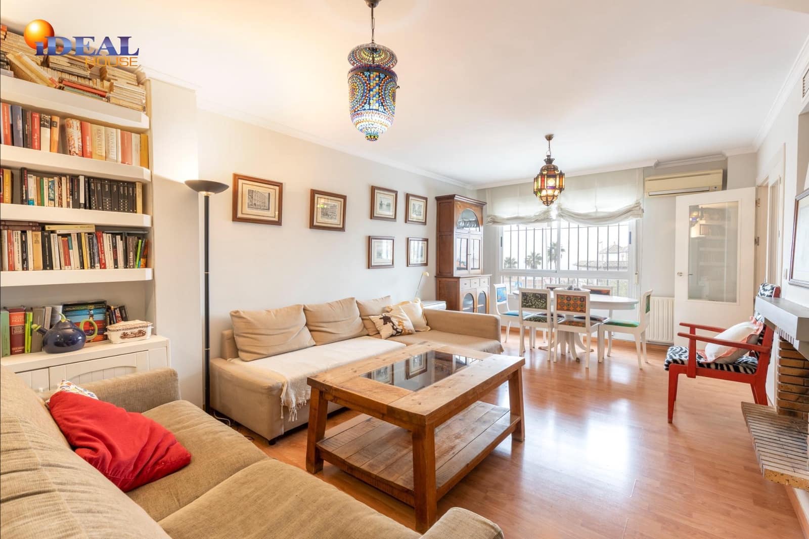 3 sovrum Radhus till salu i Granada stad med pool garage - 339 000 € (Ref: 9456188)