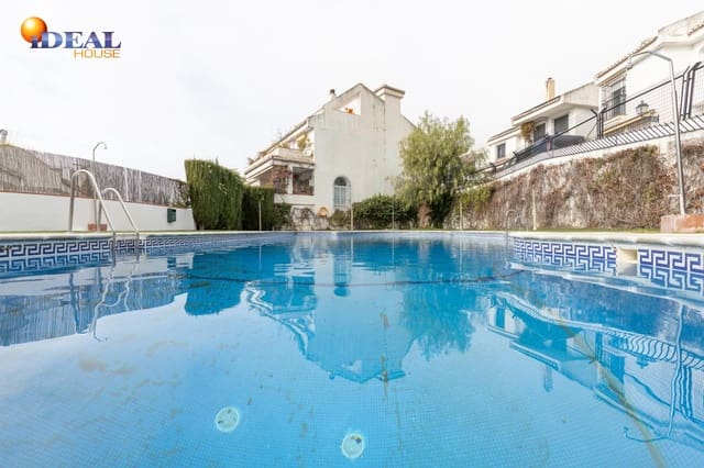 3 sovrum Radhus till salu i Albaicin, Granada stad med pool garage - 339 000 € (Ref: 9456188)