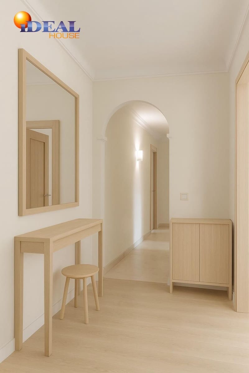 4 bedroom Flat for sale in Granada city with garage - € 420,000 (Ref: 9456190)