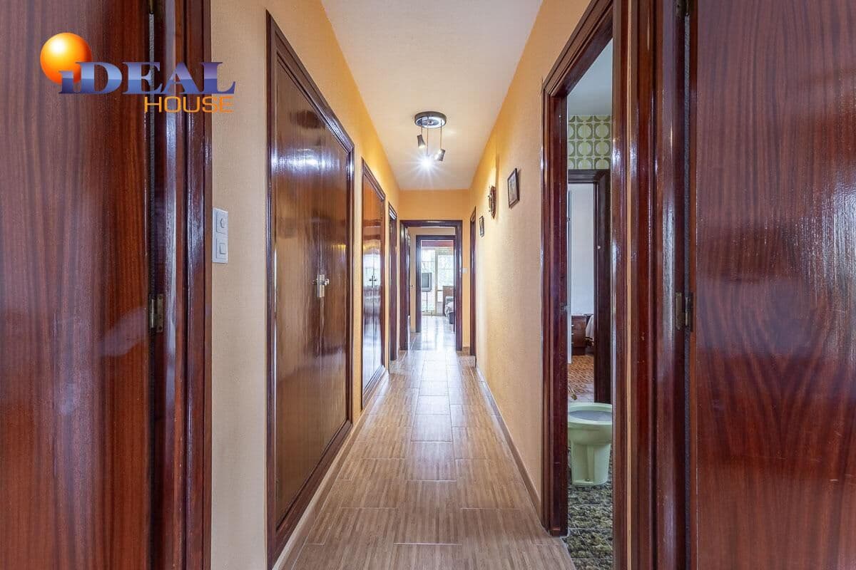 3 makuuhuone Maalaistalo myytävänä paikassa Cajar mukana uima-altaan 
autotalli - 435 000 € (Ref: 9456195)