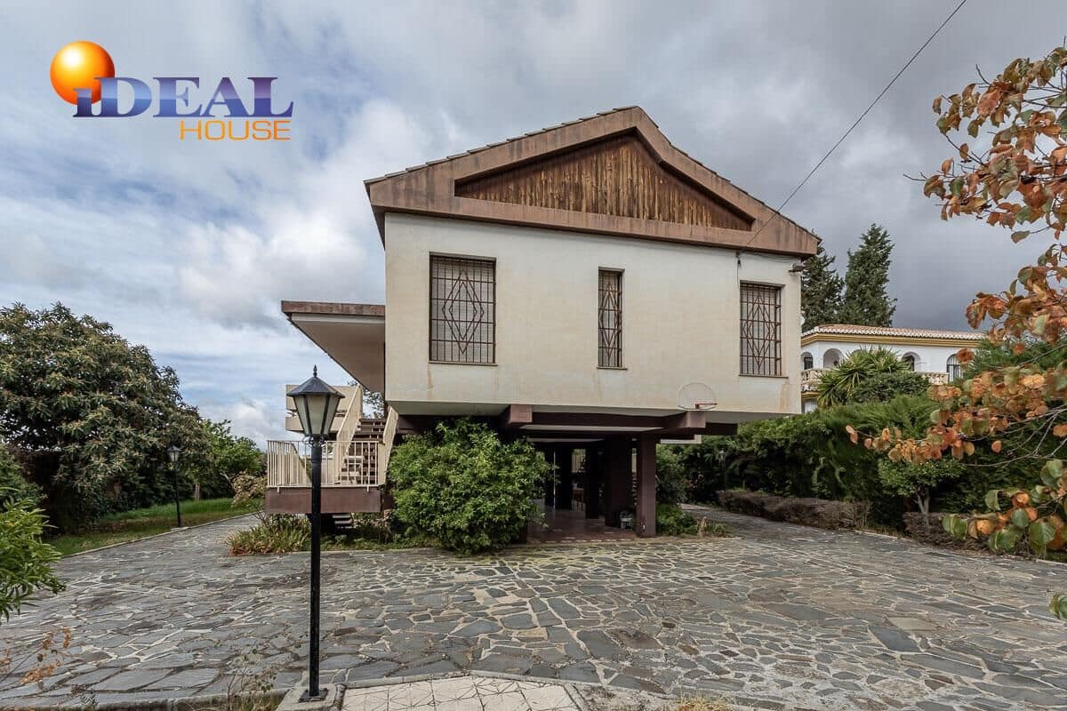 3 makuuhuone Maalaistalo myytävänä paikassa Cajar mukana uima-altaan 
autotalli - 435 000 € (Ref: 9456195)