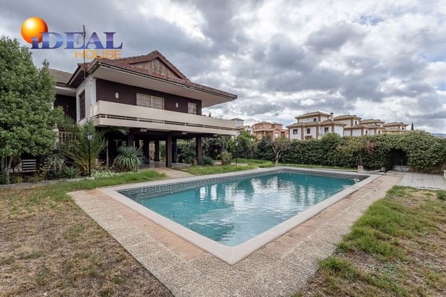 3 makuuhuone Maalaistalo myytävänä paikassa Cájar mukana uima-altaan 
autotalli - 435 000 € (Ref: 9456195)