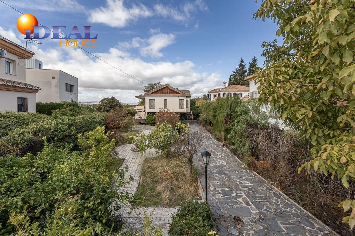 3 makuuhuone Maalaistalo myytävänä paikassa Cajar mukana uima-altaan 
autotalli - 435 000 € (Ref: 9456195)