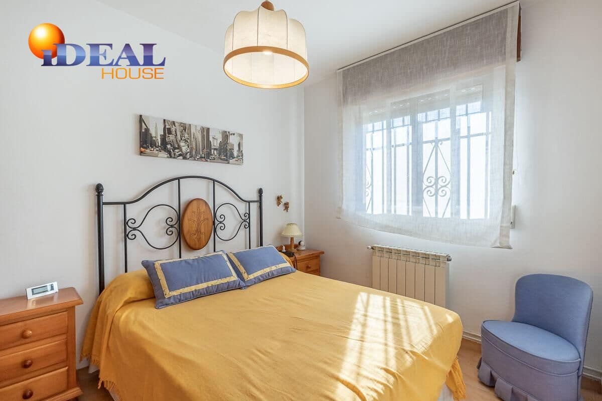 4 sovrum Villa till salu i Gojar med pool garage - 430 000 € (Ref: 9462017)