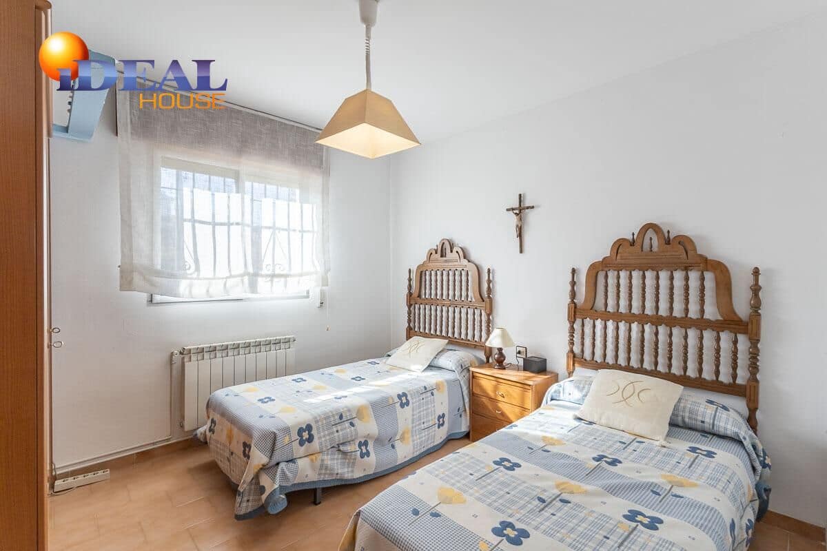 4 sovrum Villa till salu i Gojar med pool garage - 430 000 € (Ref: 9462017)