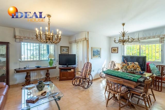 4 sovrum Villa till salu i Gójar med pool garage - 430 000 € (Ref: 9462017)