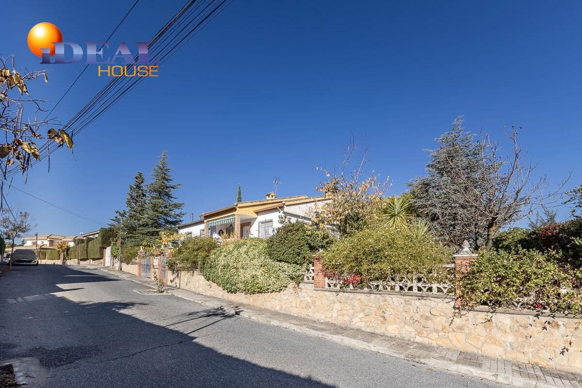 4 sovrum Villa till salu i Gojar med pool garage - 430 000 € (Ref: 9462017)