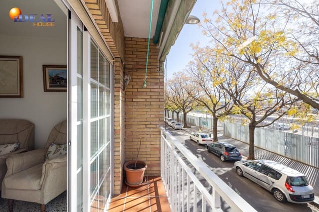 4 soverom Leilighet til salgs i Granada by med garasje - € 245 000 (Ref: 9462018)