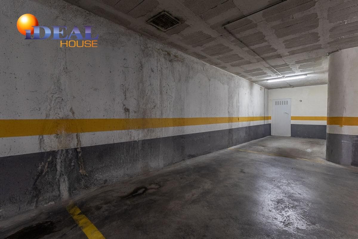 Autotalli myytävänä paikassa Granada kaupunki - 21 000 € (Ref: 9465587)