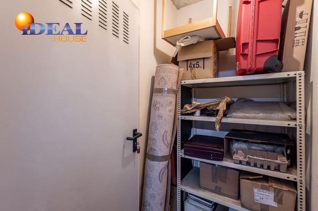 Autotalli myytävänä paikassa Granada kaupunki - 21 000 € (Ref: 9465587)