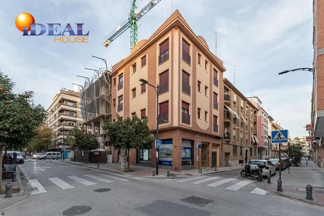 Autotalli myytävänä paikassa Granada kaupunki - 21 000 € (Ref: 9465587)