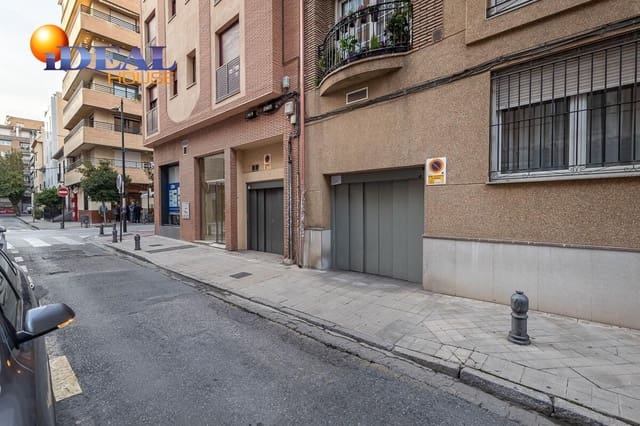 Autotalli myytävänä paikassa Granada kaupunki - 21 000 € (Ref: 9465587)