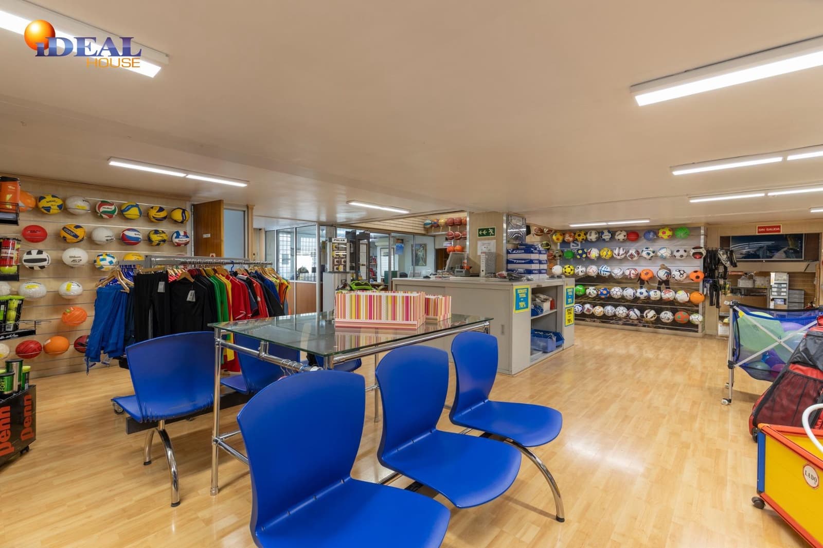 Kaupallinen myytävänä paikassa Granada kaupunki - 365 000 € (Ref: 9465588)