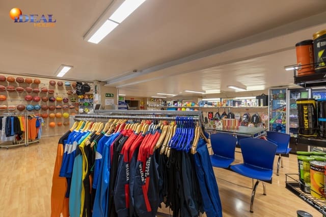 Kaupallinen myytävänä paikassa Centro, Granada kaupunki - 365 000 € (Ref: 9465588)