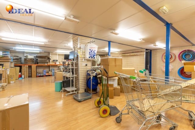 Kaupallinen myytävänä paikassa Centro, Granada kaupunki - 365 000 € (Ref: 9465588)